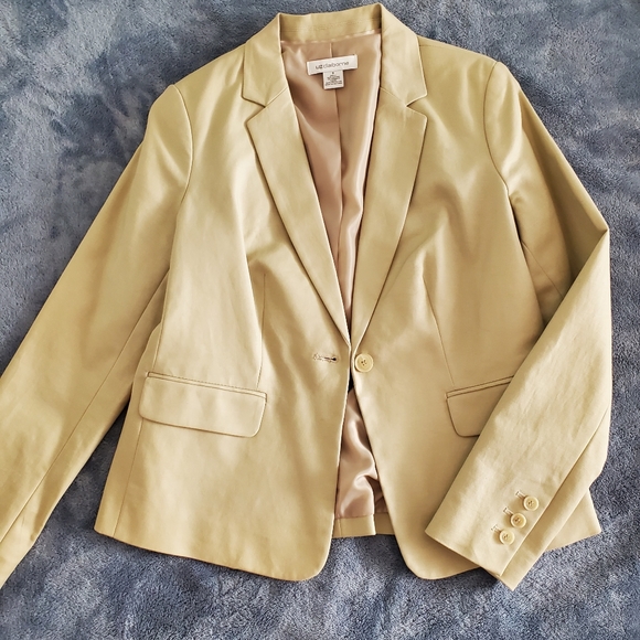 Liz Claiborne blazer / suit jacket, small - Picture 3 of 4